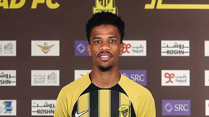 برناوي يلتحق بمعسكر الاتحاد بعد تجاوز عقبة الهلال