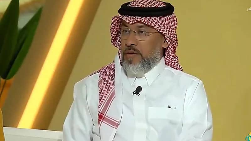 مختص يوضح أسباب ارتفاع حرارة الجزء الخلفي من الهاتف..فيديو