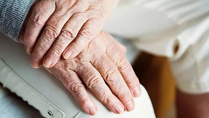 الشيخوخة تبدأ من 25… نصائح مهمة للحفاظ على شبابك