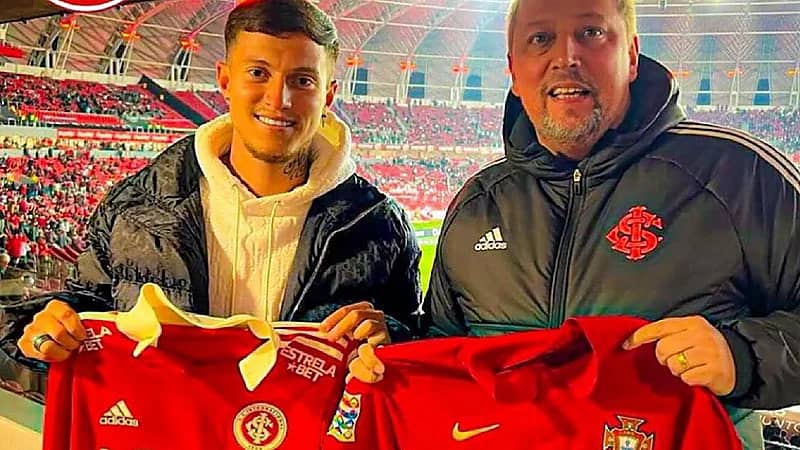 إنترناسيونال يحاول استعادة أوتافيو من النصر