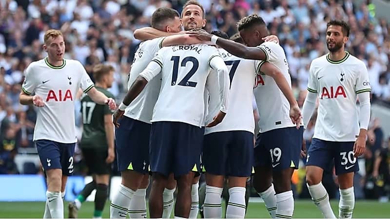 توتنهام يرفض عرض شراء قياسي ويؤكد: النادي ليس للبيع