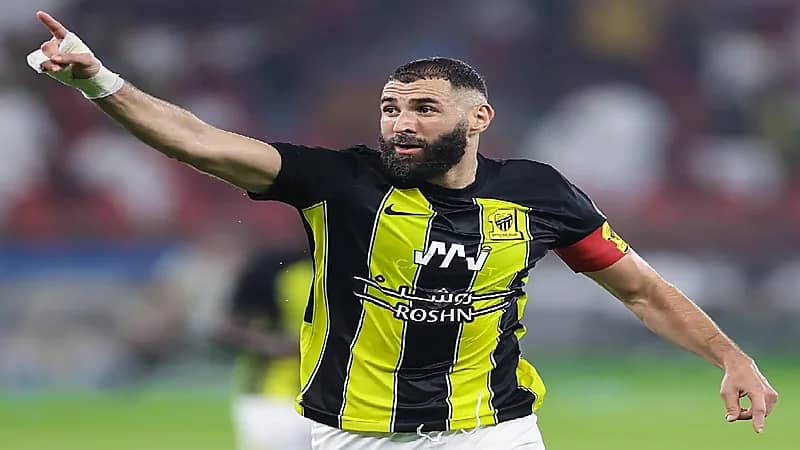 الاتحاد ينفي الشائعات حول مستقبل بنزيما