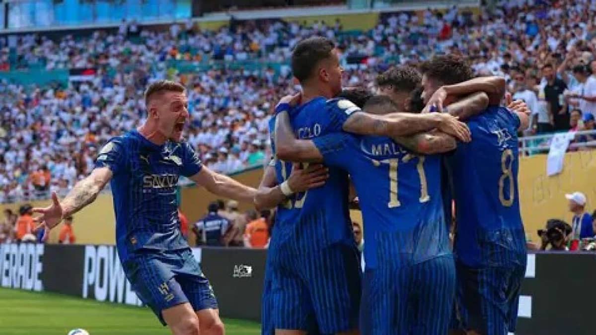 يوفنتوس يخطط للتعاقد مع سافيتش