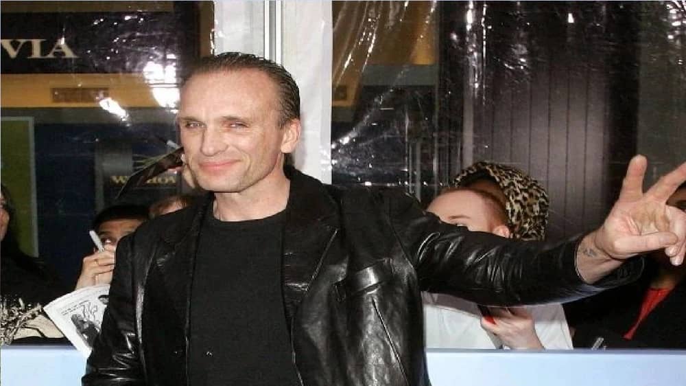 العثور على رسالة غامضة بجوار جثة بيتر غرين