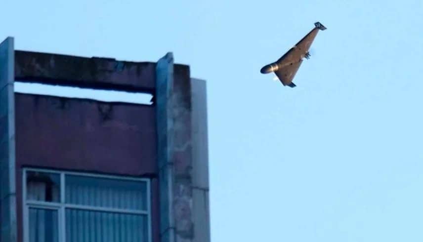 طائرة مسيرة تحول عشاء رومانسيًا في أوكرانيا إلى لحظة رعب.. فيديو