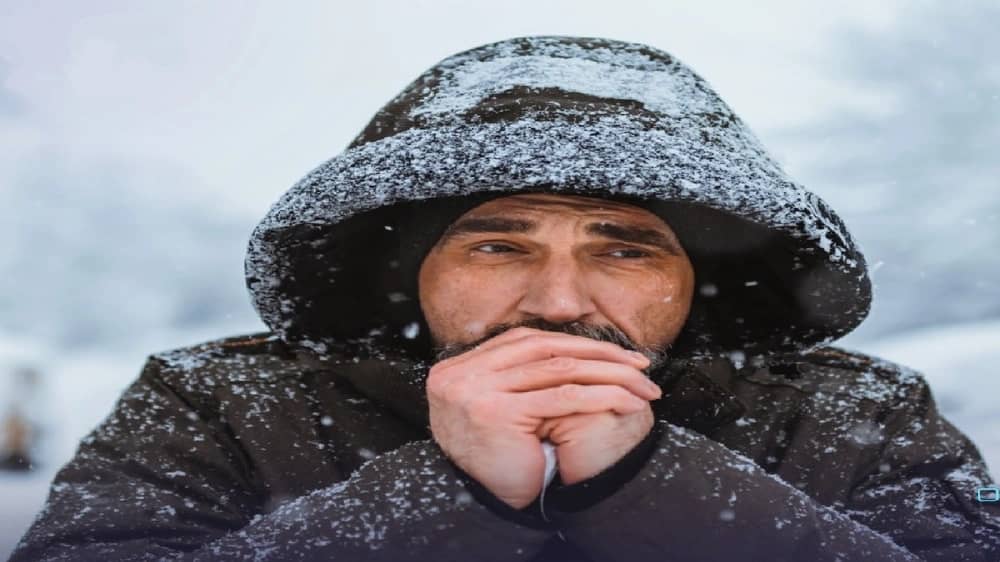 البرد الشديد يؤثر سلبًا على صحة القلب والدماغ