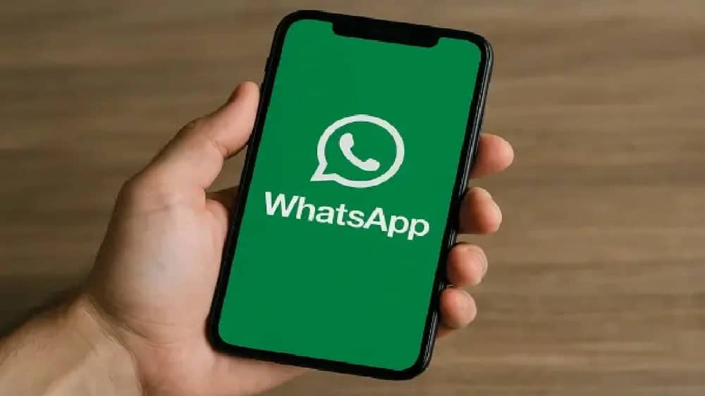 واتساب يضيف مزايا وتحديثات جديدة تثير الجدل