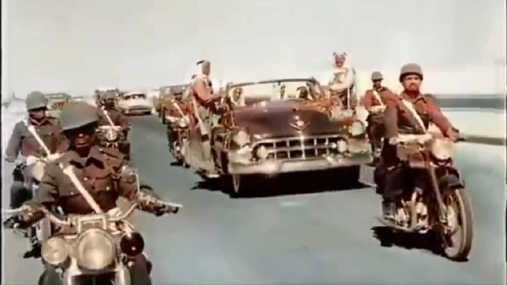 موكب تاريخي للملك سعود والرئيس الباكستاني قبل 68 عامًا.. فيديو