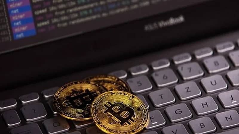 خبير : العملات الرقمية وراء انقطاع الكهرباء في آسيا الوسطى