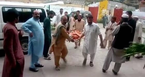 مقتل 10 أشخاص إثر سقوط حافلة بوادي شمال باكستان