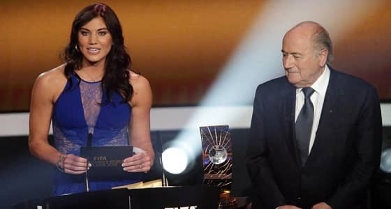 فضيحة.. حارسة منتخب أمريكا تتهم " بلاتر " بالتحرش الجنسي