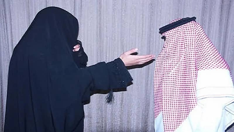 مختص: الخُلع ضرورة وظاهرة صحية .. فيديو