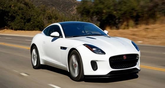 بالصور.. جاجوار F-Type 2019 تحصل على نظام ترفيهي أكبر