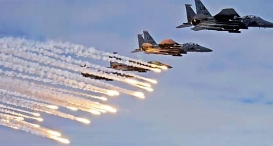 التحالف يقصف بالمدفعية مواقعا للحوثيين في تعز