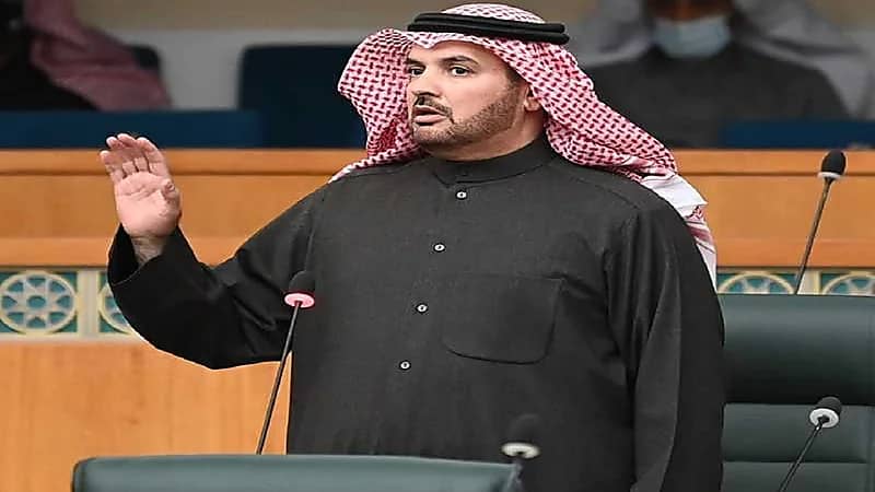 فيديو.. نائب كويتي منفعلا: كل يوم نجي نطق المطرقة ونمشي!