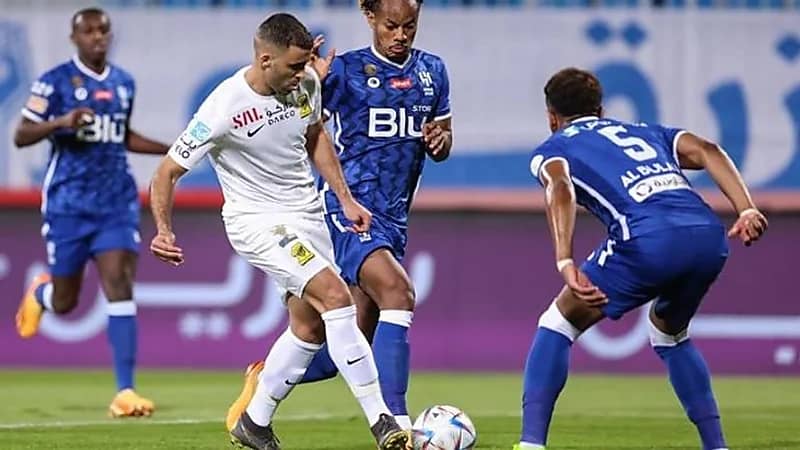 دائرة التحكيم تؤكد أحقية الاتحاد لركلتي جزاء أمام الهلال