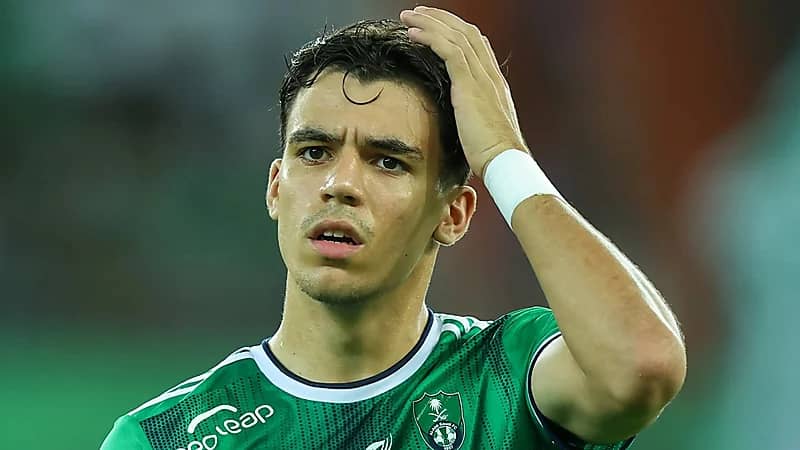 تشيلسي مهتم بالتعاقد مع نجم الأهلي