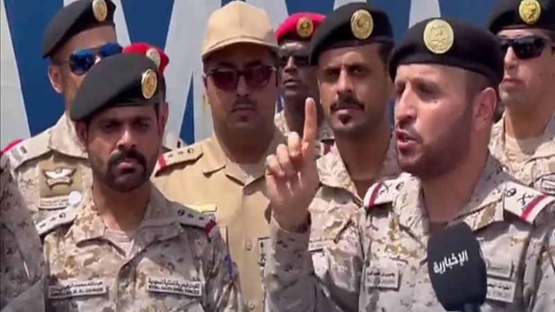 قائد الأسطول الغربي بعد نجاح عملية إجلاء الرعايا من السودان : "حنا عيال سلمان"