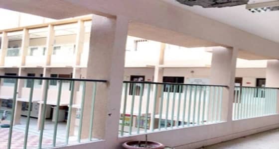 بالصور.. تعليم الشرقية يباشر سقوط جزء من سقف مدرسة