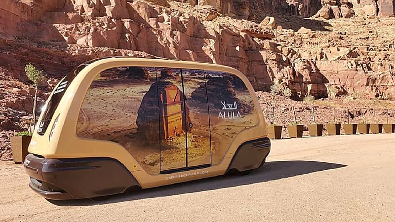 أول مركبة كهربائية ذاتية القيادة في العلا