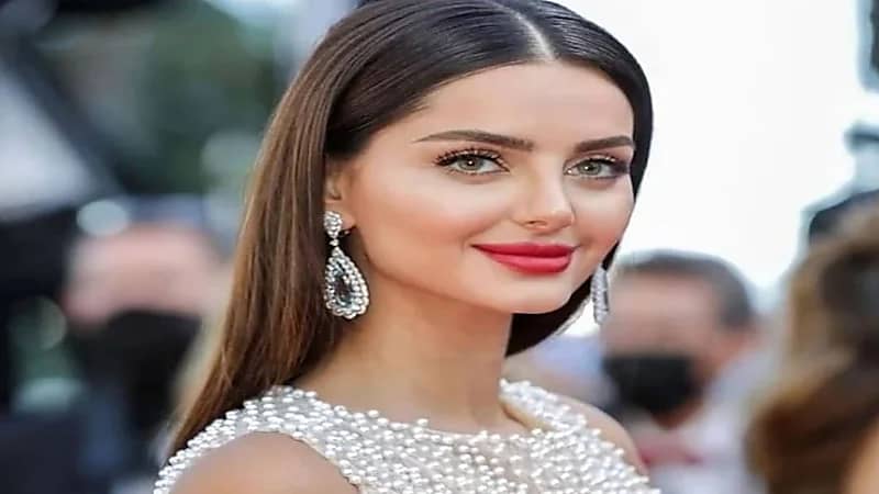 مهلاقا جابري تعلن زواجها.. صور