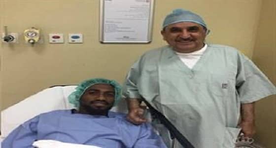 عوض خميس يغادر المستشفى