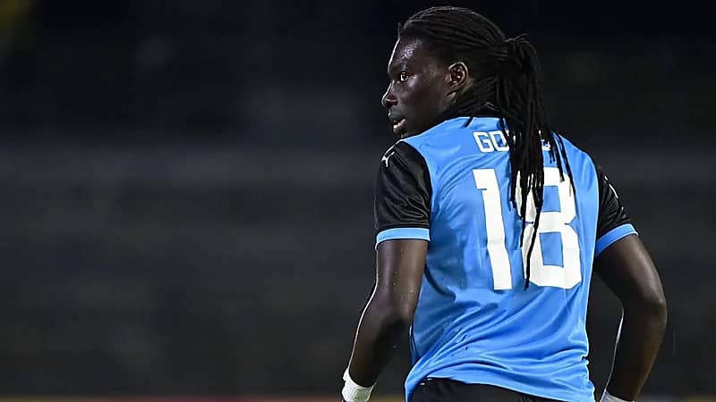 لاعب الهلال السابق ‏غوميز يعلن اعتزاله كرة القدم