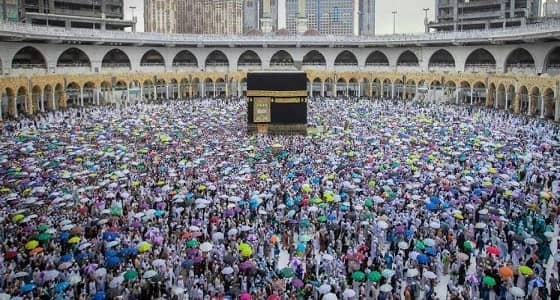 بالفيديو.. مشهد مهيب لحركة ضيوف الرحمن في المشاعر المقدسة بتقنية " التايم لابس "