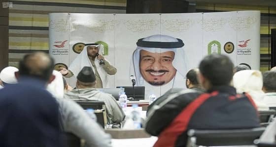 برنامج خادم الحرمين الشريفين ينظم محاضرة حول تاريخ المسجد النبوي