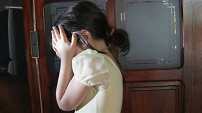 كاميرات المراقبة تبريء محفظ قرآن من هتك عرض طفلة