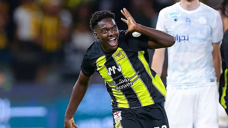 الاتحاد يتمسك بطلال حاجي ويشترط لرحيله