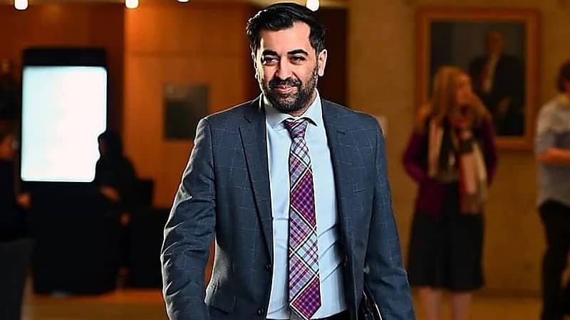 للمرة الأولى..مسلم يفوز بمنصب رئيس حكومة اسكتلندا