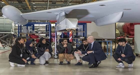 تدريب 12 فتاة من الجامعات السعودية على صناعة الأسلحة