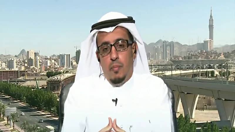 بالفيديو.. "استشاري" يوضح مدة فعالية لقاح كورونا في الجسم