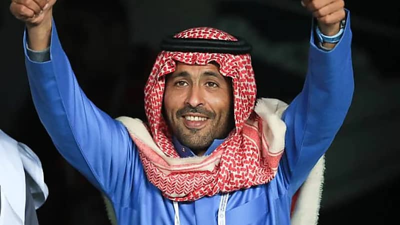 محمد بن فيصل يدعم الأمير نواف بن سعد