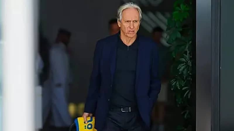 جيسوس يطلب الاستغناء عن 4 أجانب من النصر