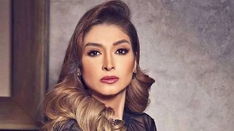 شاهد .. "روجينا" تظهر بـ 7 غرز فى الوجه في أحدث ظهور لها