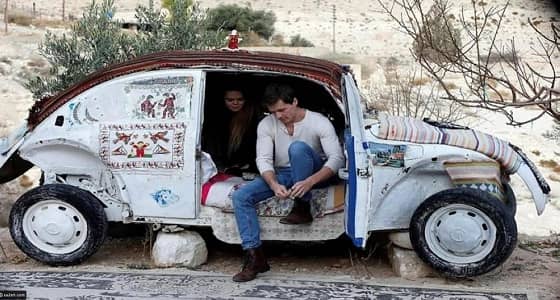 فندق في شكل " سيارة " يقترب من " جينيس "