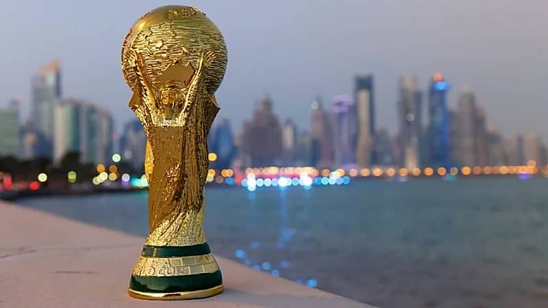 قطر: حضور كأس العالم يشترط إجراء فحص كورونا