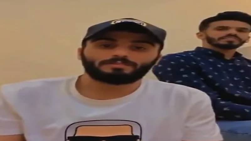 موقف طريف لحمد آل منصور وفيتوريا في ليلة تتويج النصر بالدوري