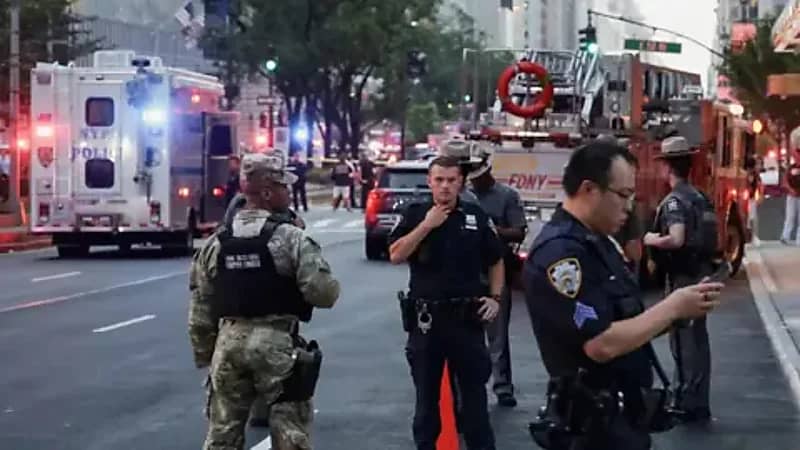 هجوم مسلح يتسبب في مقتل 5 أشخاص وإصابة 6 آخرين بأمريكا.. فيديو