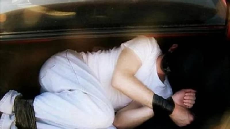 القبض على شابين لتورطهما في اختطاف فتاة واغتصابها