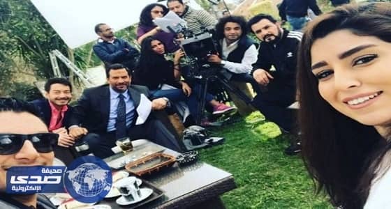 خيري بشارة يفرض حالة طواريء في لوكيشن " الطوفان "