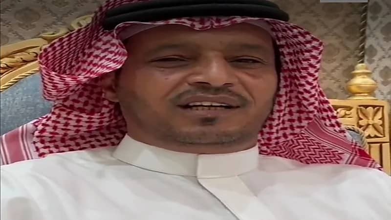 شاهد.. مواطن يعفو عن قاتل ابنه لوجه الله قبل أسابيع من تنفيذ القصاص