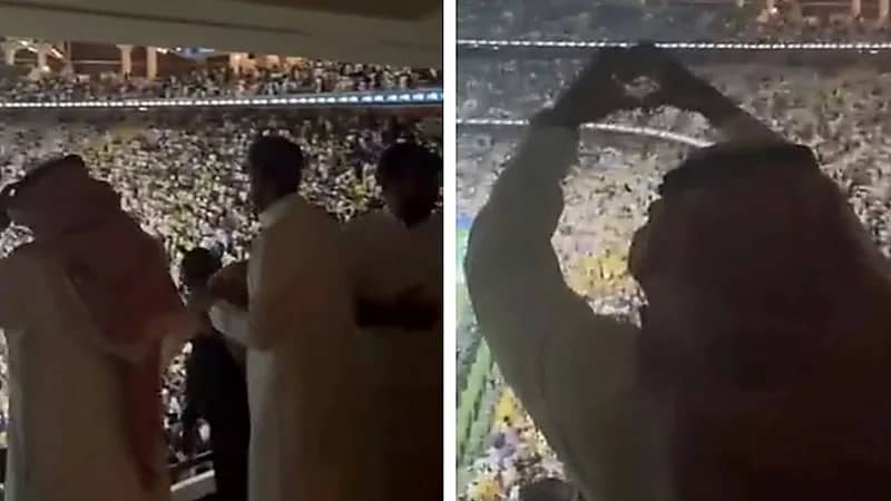 الجمعان يحتفل بهدف أيمن يحيى بإشارة قلب من المدرجات .. فيديو
