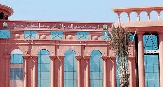 سكرتير لوزير سابق يكشف عن قضية فساد كبرى ويطالب بمحاكمته معه