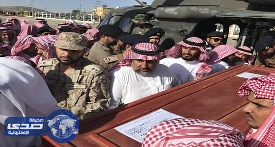 بالفيديو.. جثمان الشهيد «مناع الحلافي» يصل البشائر علي متن طائرة عسكرية