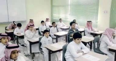 "الذيابي" يوضح 4 عادات صحية يجب على الطلاب اتباعها