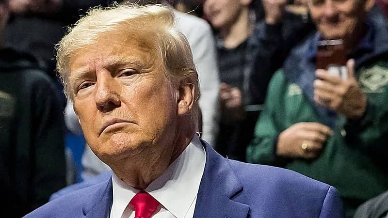 ترامب يعلق على الاتهام الموجه له بقضية الوثائق السرية