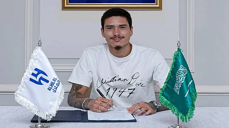 مدرب الأوروغواي: قرار انتقال نونيز للهلال خطوة منطقية